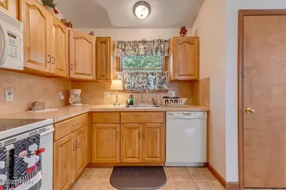 801 Sun Valley Court, Tafton, PA 18464 - Photo 19