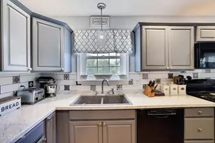 4038 S Fairway Dr, Lake Ariel, PA 18436 - Photo 7