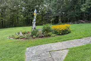 749 Rose Hill Rd, Lake Como, PA 18437 - Photo 11