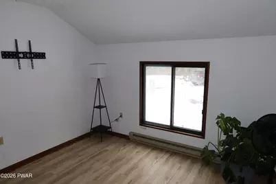 804 Wagoner Place, Hawley, PA 18428 - Photo 25