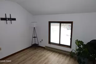 804 Wagoner Pl, Hawley, PA 18428 - Photo 25