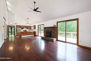 185 Maple Dr, Shohola, PA 18458 - Photo 17