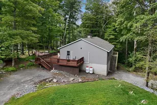 108 Falcon Crest, Greentown, PA 18426 - Photo 3