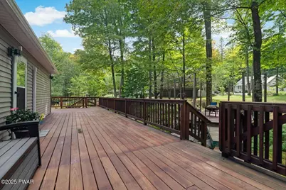 108 Falcon Crest, Greentown, PA 18426 - Photo 9