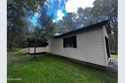 214 Lower Lakeview Drive, Hawley, PA 18428 - Photo 35