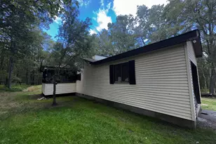 214 Lower Lakeview Dr, Hawley, PA 18428 - Photo 35