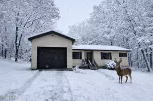 214 Lower Lakeview Dr, Hawley, PA 18428 - Photo 43