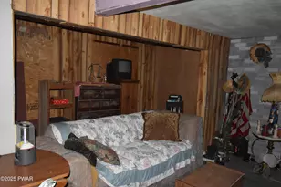 430 Flat Rock Rd, Forest City, PA 18421 - Photo 17