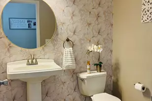 134 Oneida Way, Milford, PA 18337 - Photo 13