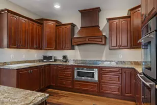 109 Paupack Rd, Greentown, PA 18426 - Photo 13