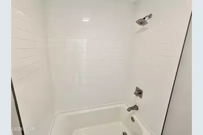 208 Ave I, Matamoras, PA 18336 - Photo 29