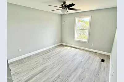 208 Ave I, Matamoras, PA 18336 - Photo 37