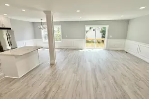 208 Avenue I, Matamoras, PA 18336 - Photo 5