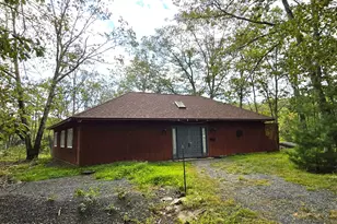 806 Rimrock Ct, Lords Valley, PA 18428 - Photo 7