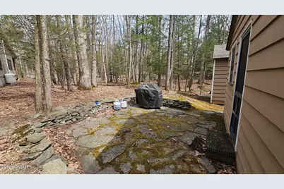 3 Lakeview Drive, Lakeville, PA 18438 - Photo 15