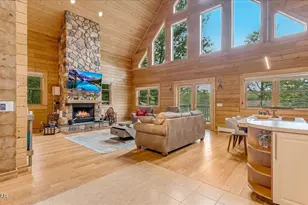 121 Northwood Rd, Dingmans Ferry, PA 18328 - Photo 25