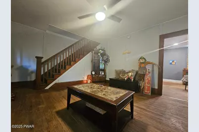 914 Main Street, Newfoundland, PA 18445 - Photo 9