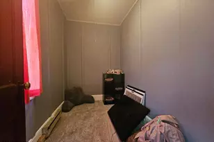 914 Main St, Newfoundland, PA 18445 - Photo 17