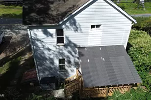 914 Main St, Newfoundland, PA 18445 - Photo 3