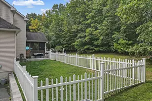 102 Stone Ridge Rd, Dingmans Ferry, PA 18328 - Photo 11