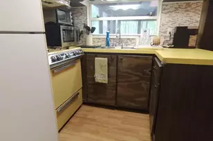 146-148 Clubhouse Dr, Shohola, PA 18458 - Photo 23