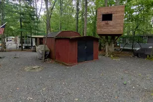 146-148 Clubhouse Dr, Shohola, PA 18458 - Photo 7