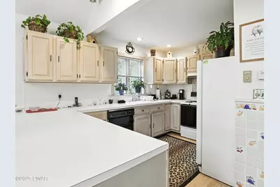 115 Buckboard Lane, Lords Valley, PA 18428 - Photo 9