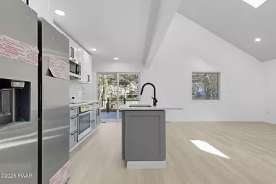 6128 Boardwalk Drive, Tobyhanna, PA 18466 - Photo 11