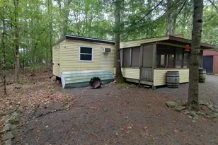 146 Clubhouse Dr, Shohola, PA 18458 - Photo 15