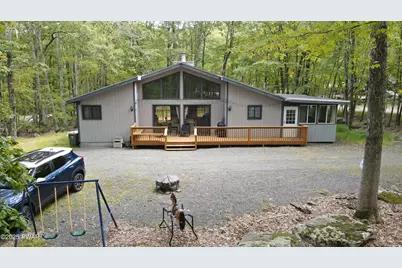 800 Bluestone Court N, Lords Valley, PA 18428 - Photo 5