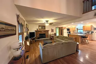 217 Canoe Brook Dr, Lords Valley, PA 18428 - Photo 9