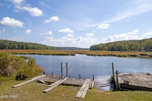 11 W Shore Dr, Hawley, PA 18428 - Photo 5