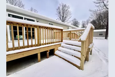 115 Middle Road, Greentown, PA 18426 - Photo 5