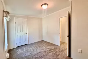 115 Middle Rd, Greentown, PA 18426 - Photo 37