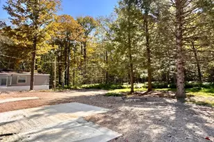 115 Middle Rd, Greentown, PA 18426 - Photo 47