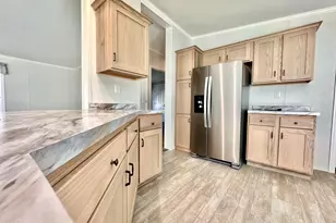 115 Middle Rd, Greentown, PA 18426 - Photo 13