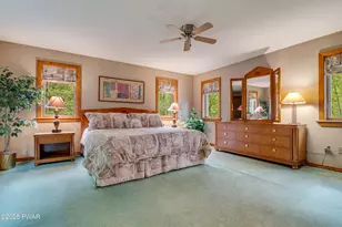 134 Rosewood Dr, Greentown, PA 18426 - Photo 35