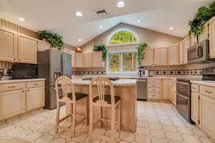 134 Rosewood Dr, Greentown, PA 18426 - Photo 13