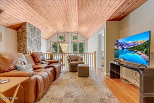 329 Lakeshore Dr, Lakeville, PA 18438 - Photo 25