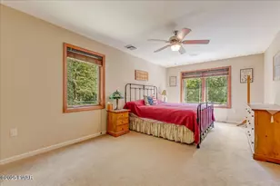 329 Lakeshore Dr, Lakeville, PA 18438 - Photo 27