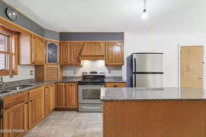 139 Huckleberry Road, Newfoundland, PA 18445 - Photo 9