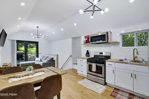 230 Hemlock Grove Rd, Newfoundland, PA 18445 - Photo 7