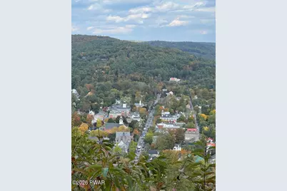 104 Meadow Court, Milford, PA 18337 - Photo 5