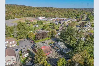 960 Main Street #Apartment 1, Newfoundland, PA 18445 - Photo 23