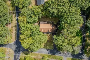 104 Lakeview Dr, Dingmans Ferry, PA 18328 - Photo 33