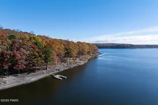 110 Paupack Point Rd, Hawley, PA 18428 - Photo 15