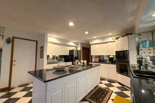 135 Sandlewood Dr, East Stroudsburg, PA 18301 - Photo 9