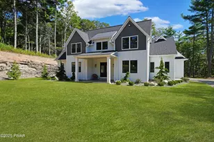 9 Gary Ln, Milford, PA 18337 - Photo 1