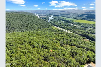 9 Gary Lane, Milford, PA 18337 - Photo 7