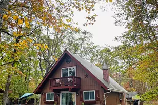 131 Maple Ridge Dr, Lords Valley, PA 18428 - Photo 1